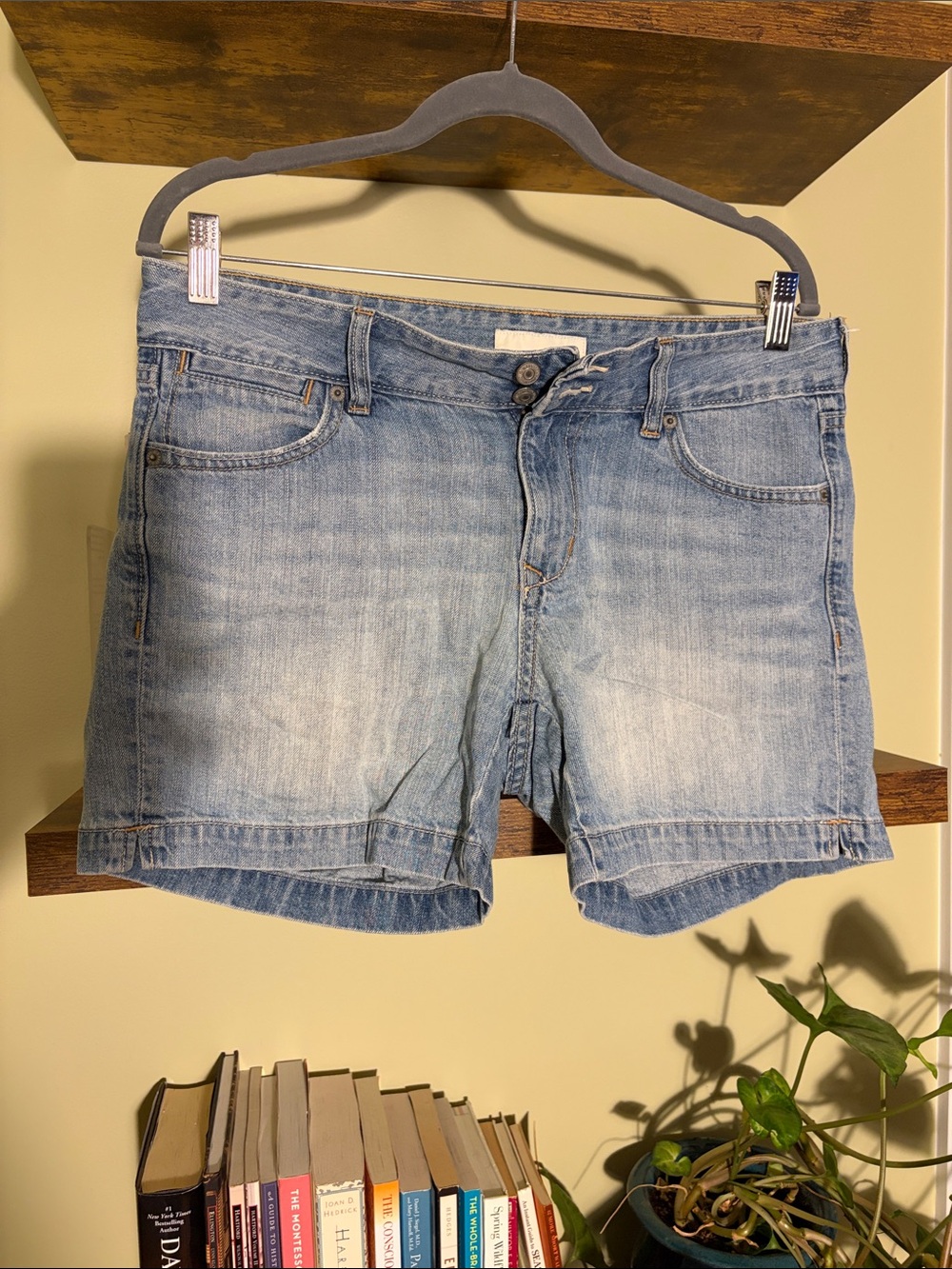 Old Navy Light Wash Mid-Rise Double-Button Denim Shorts